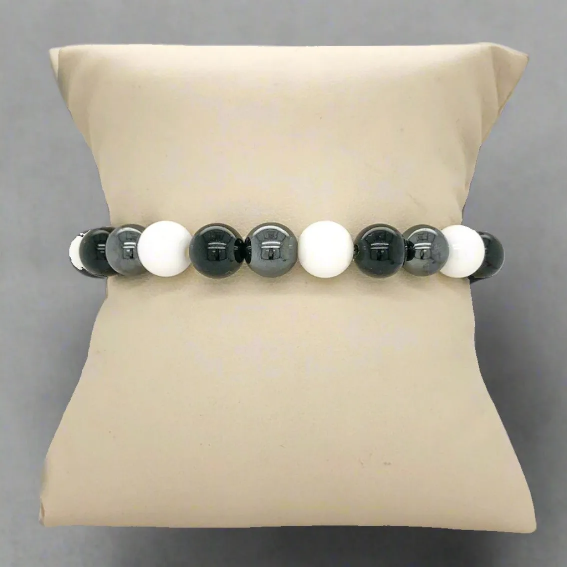 Onyx, Hematite & Tridacna 8mm Beaded Stretch Bracelet