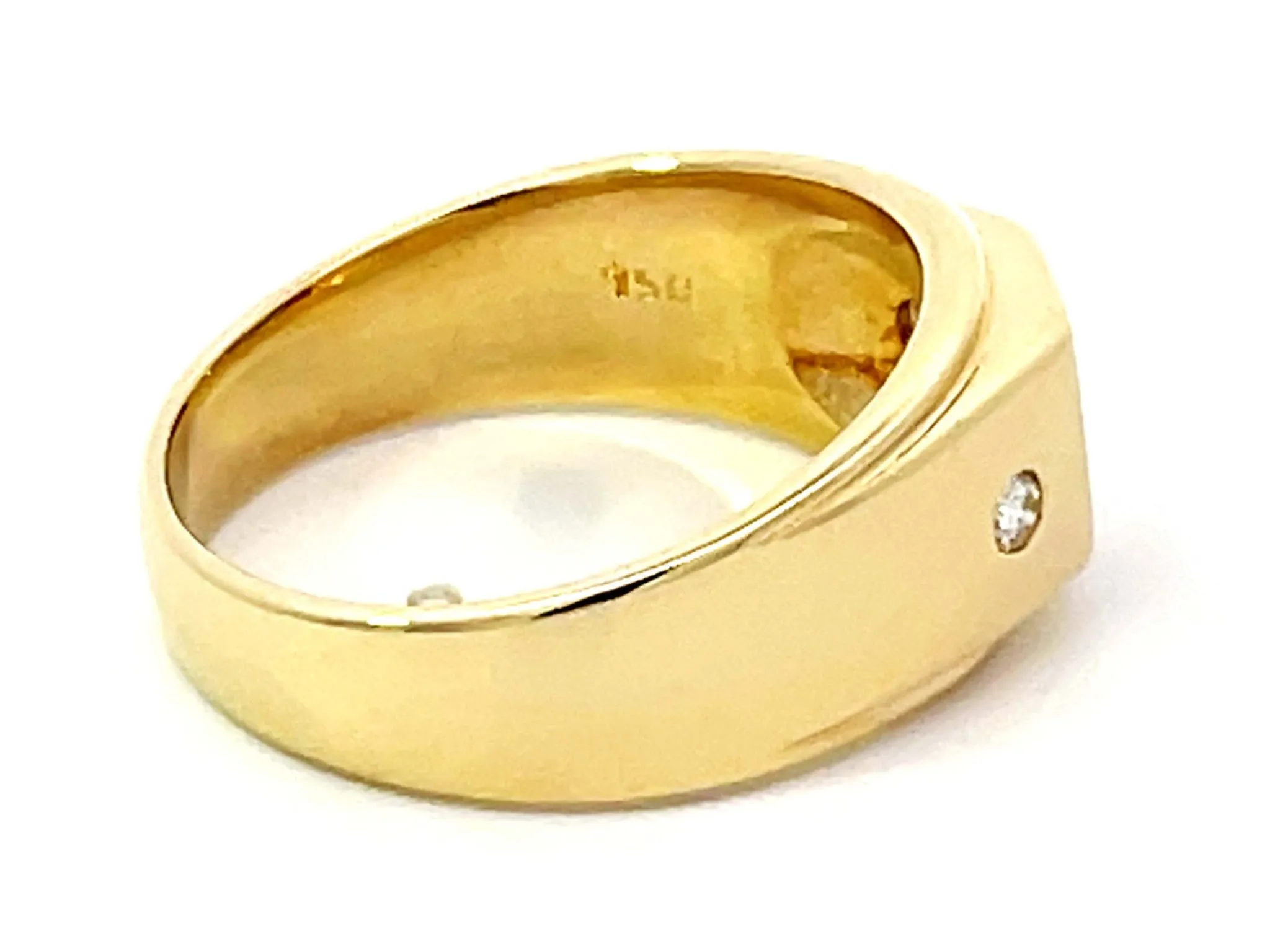 Oval Burma Red Ruby and Diamond Ring 18k Yellow Gold