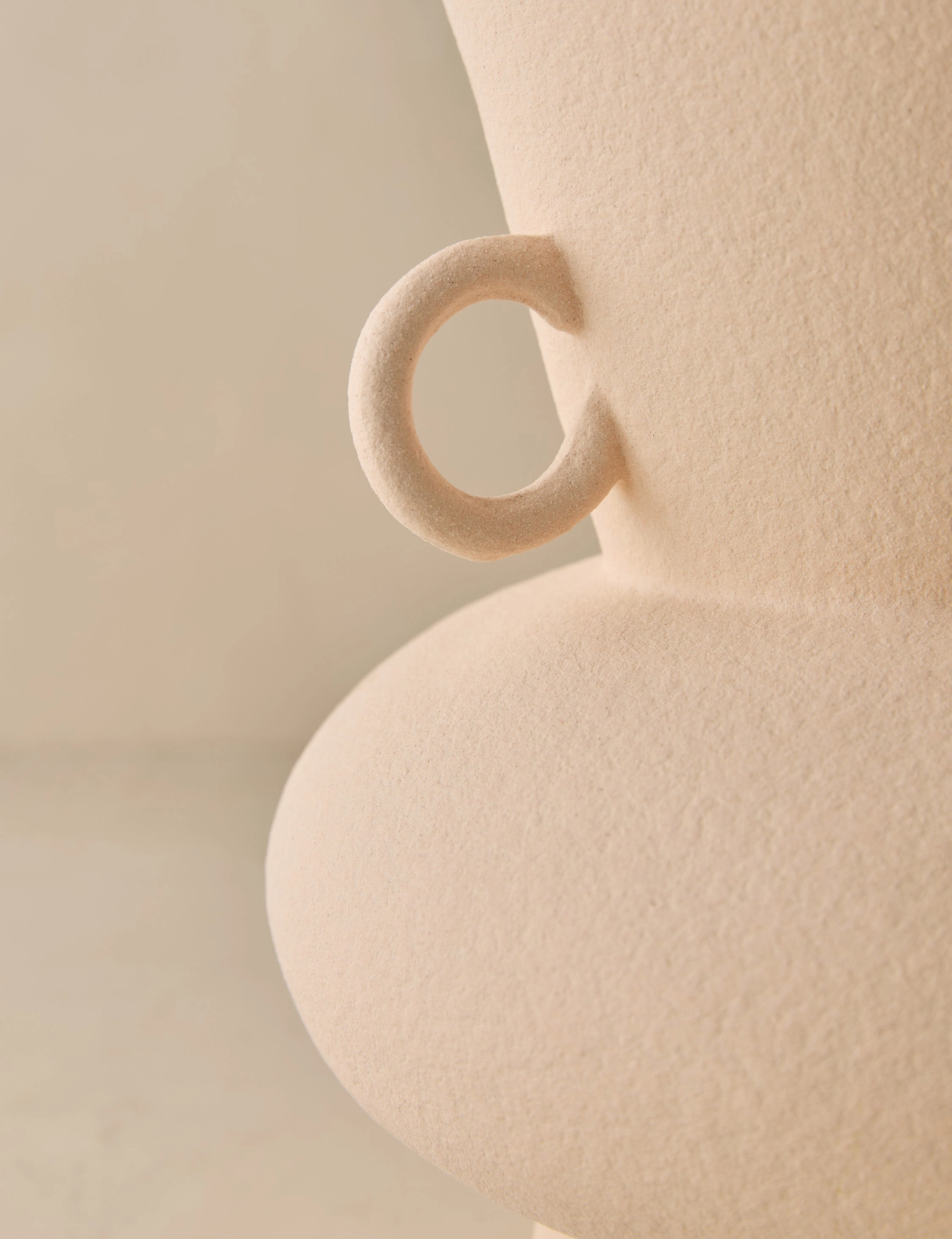 Philia Vase by Aimee Song