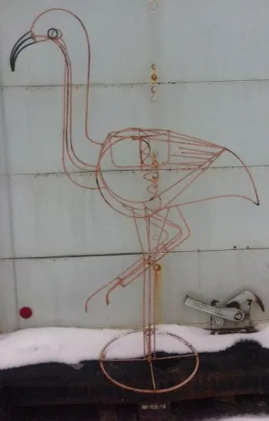 Pink Frilly Flamingo wire Plant Holder Yard Decor decorative plants  
