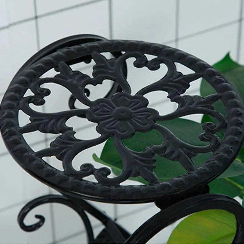 Plant Stand: Etagere Metal Plant Stand
