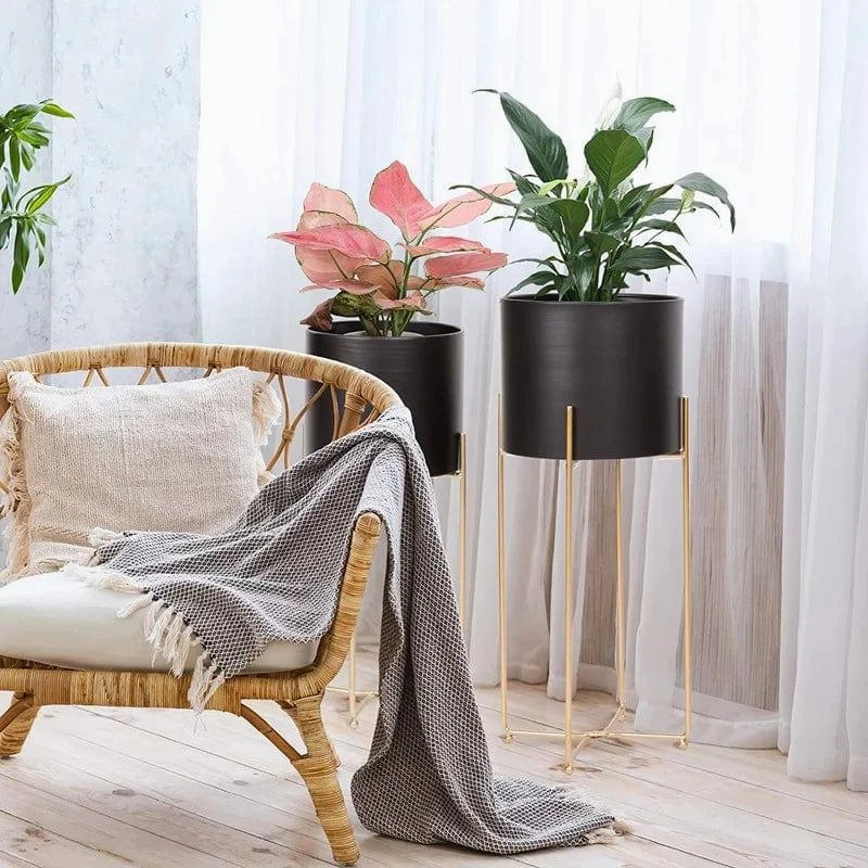 Plant Stand: Round Nesting Plant Stand