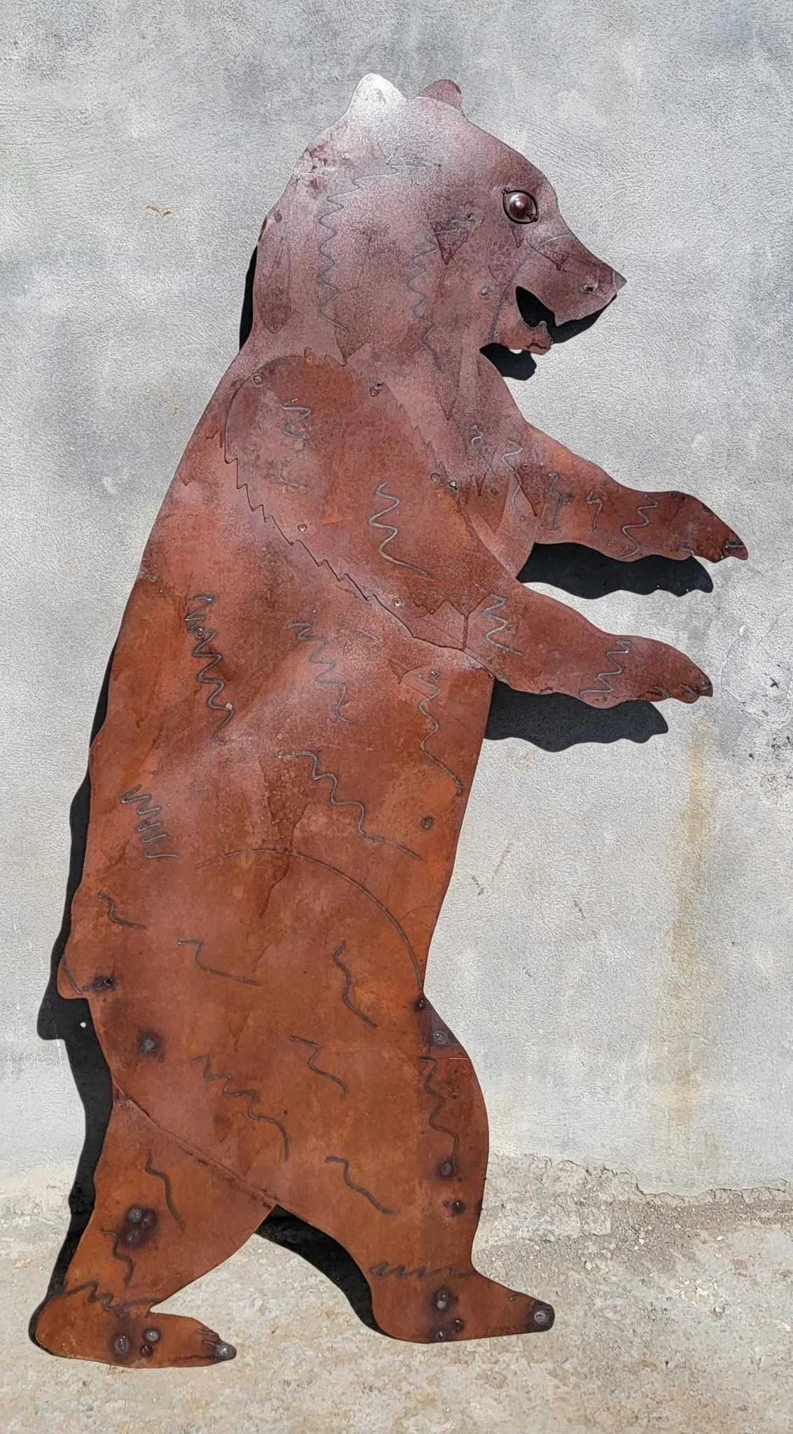 PLASMA CUT STANDING BEAR METAL