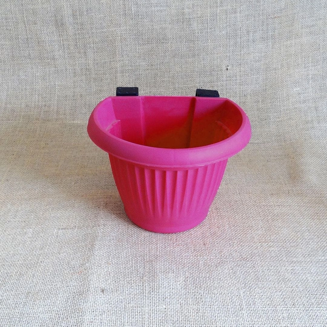 Plastic Bello Wall Planter, Dia-5.7 Inch