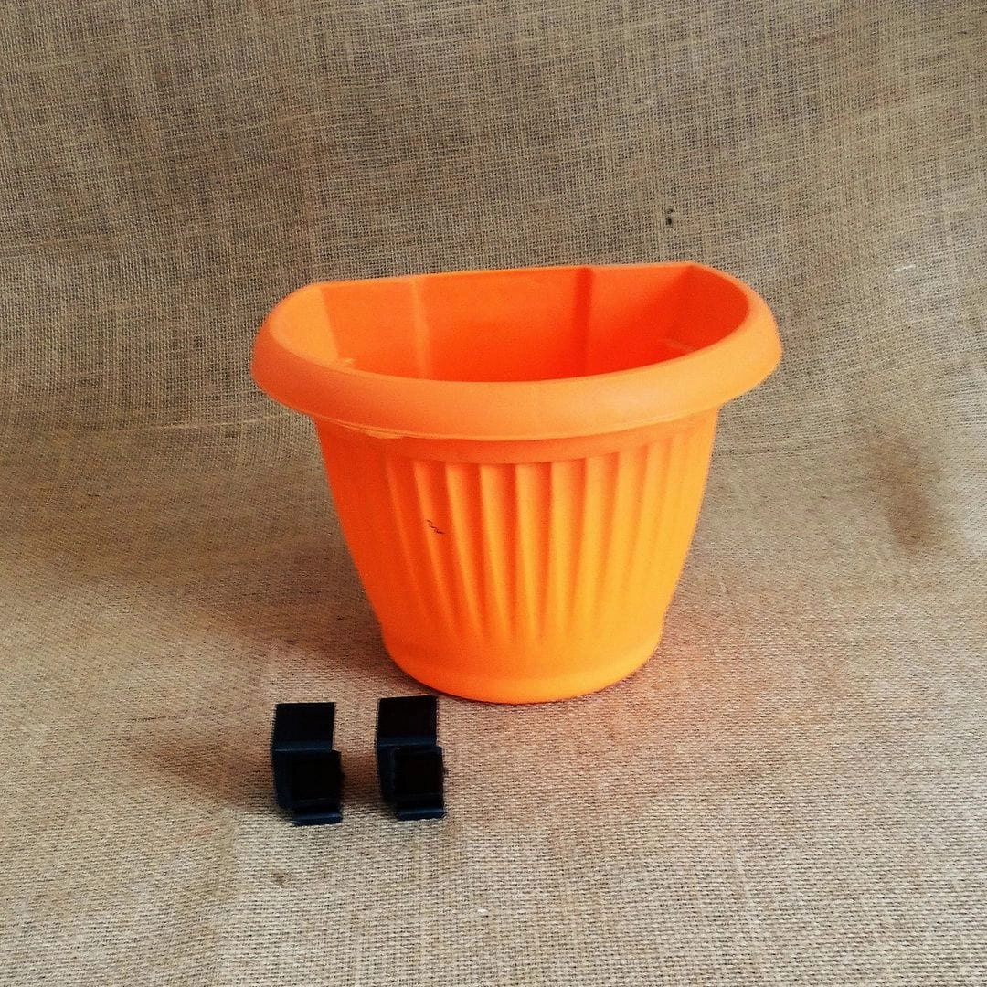 Plastic Bello Wall Planter, Dia-5.7 Inch