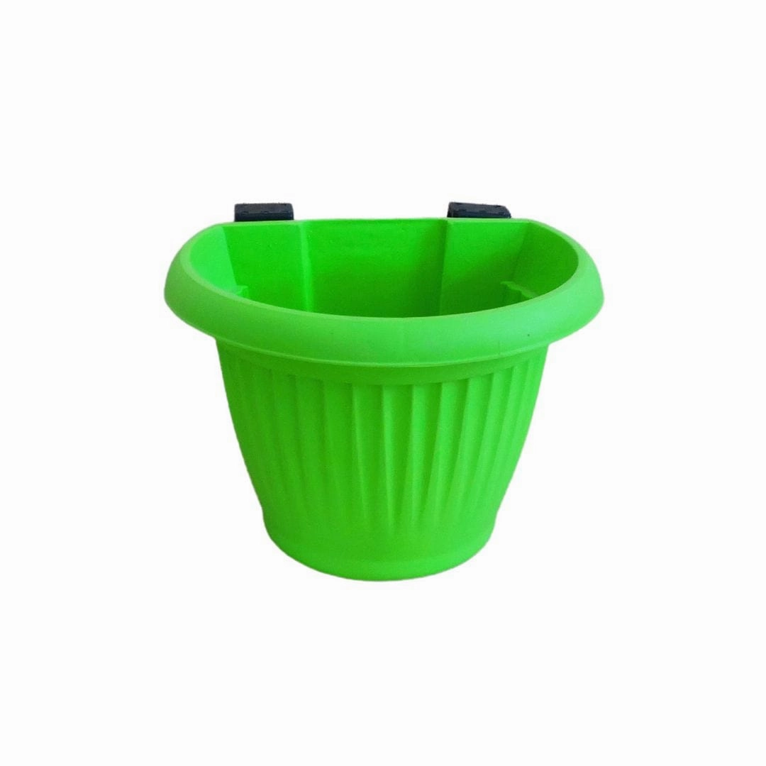 Plastic Bello Wall Planter, Dia-5.7 Inch