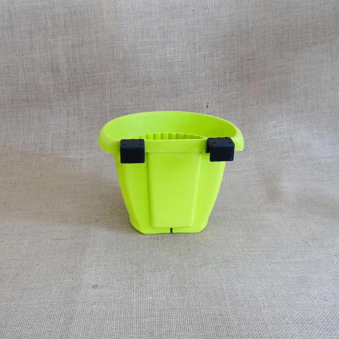 Plastic Bello Wall Planter, Dia-5.7 Inch