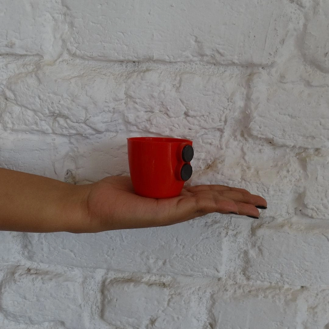 Plastic Magnetic Pot (Diameter 6 cm)