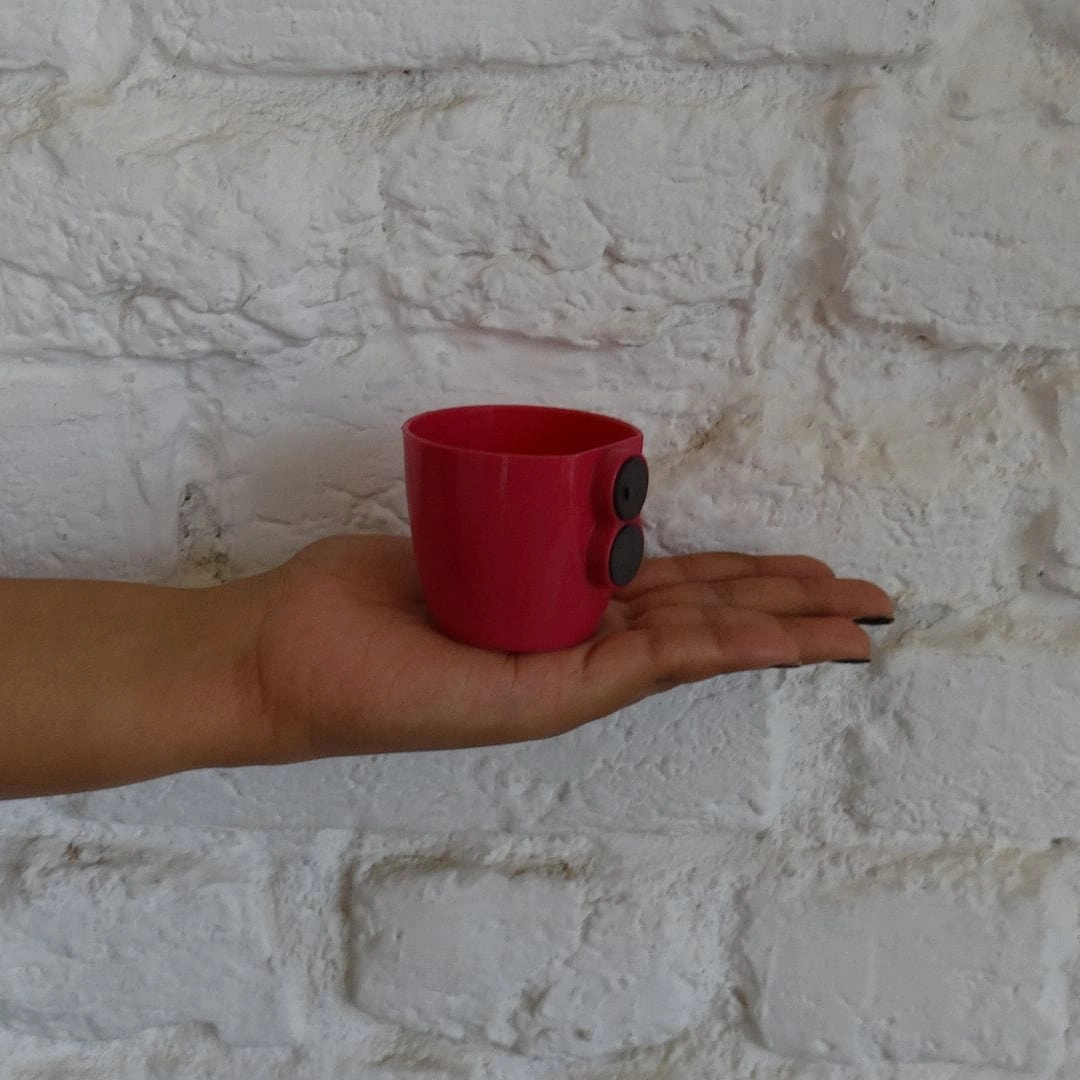 Plastic Magnetic Pot (Diameter 6 cm)