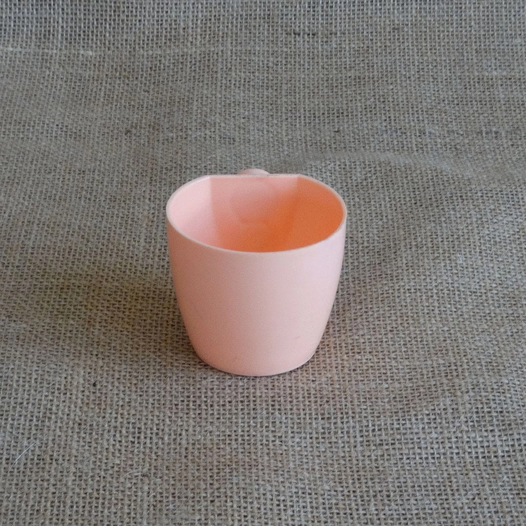 Plastic Magnetic Pot (Diameter 6 cm)