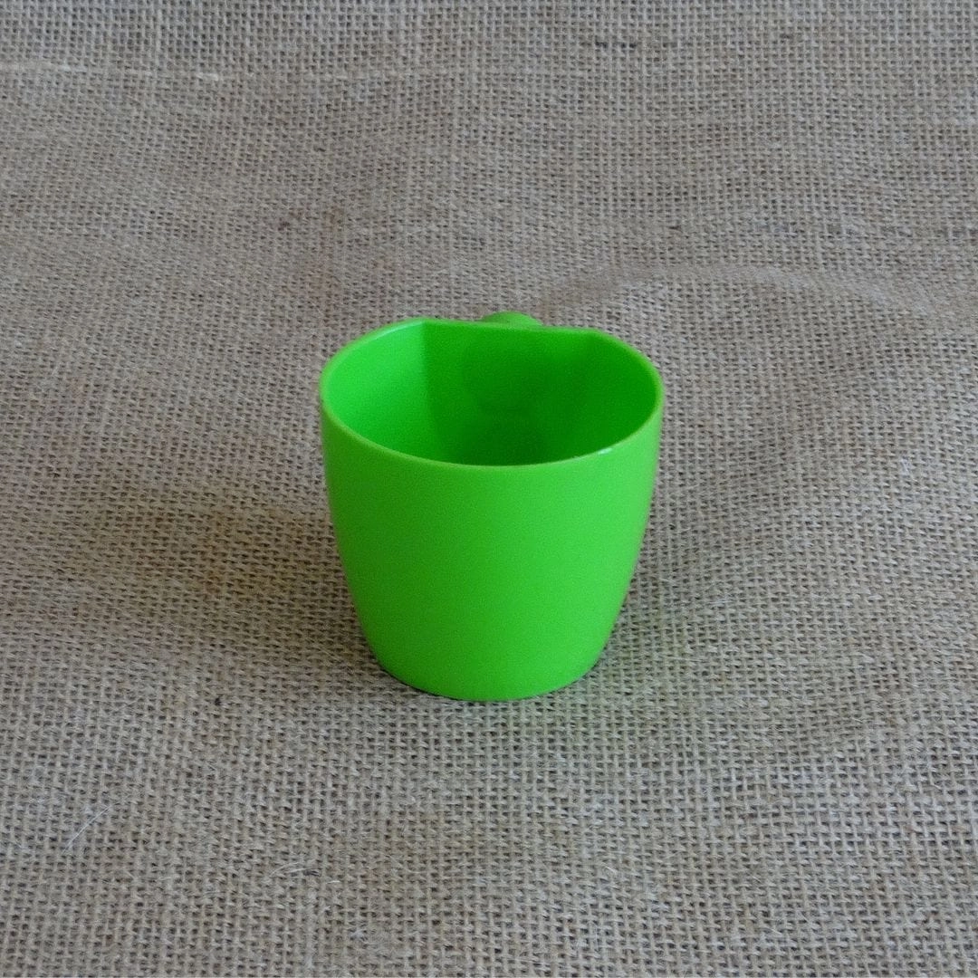 Plastic Magnetic Pot (Diameter 6 cm)
