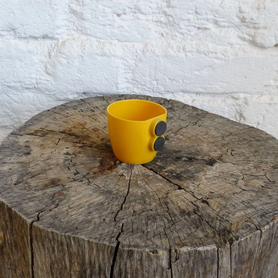 Plastic Magnetic Pot (Diameter 6 cm)
