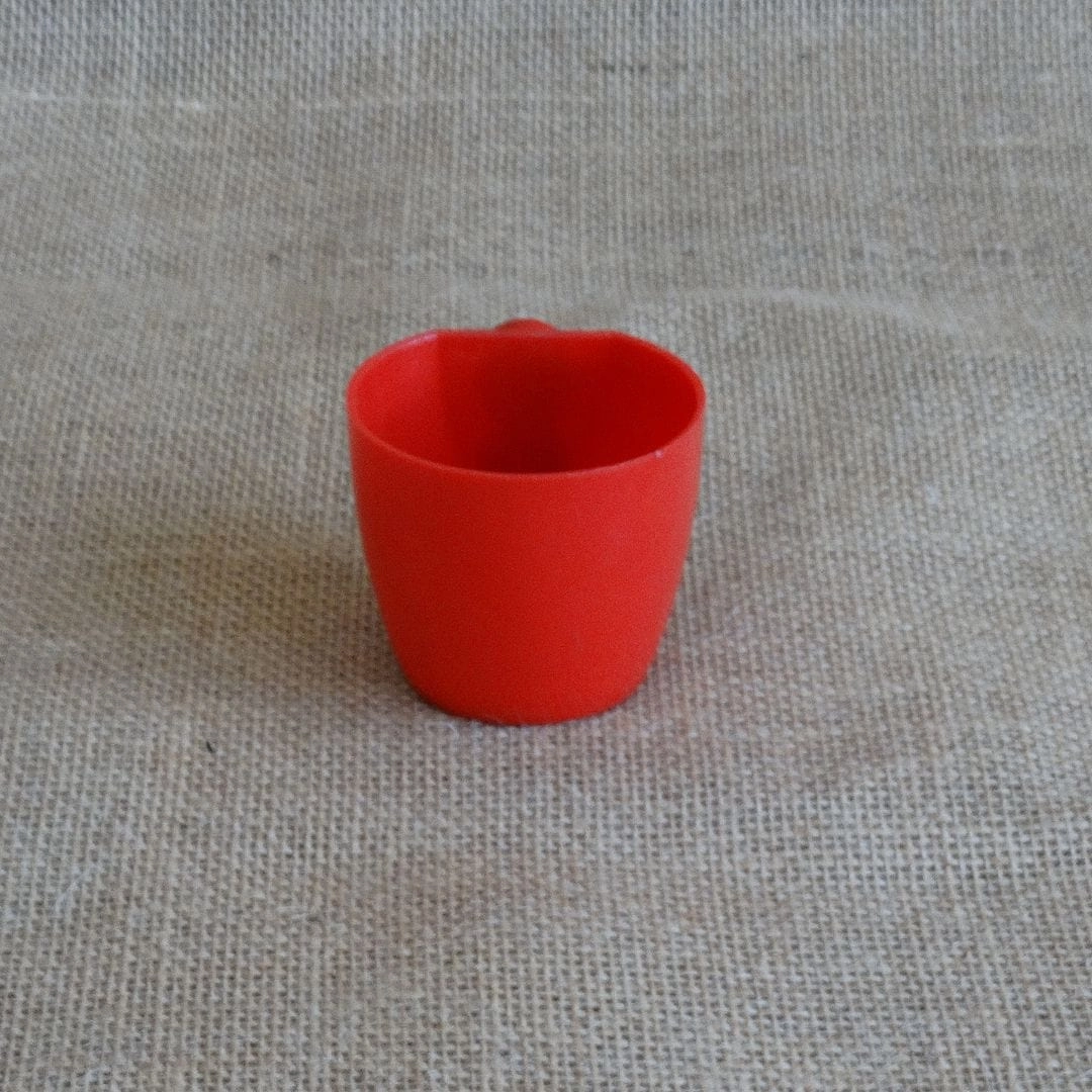 Plastic Magnetic Pot (Diameter 6 cm)