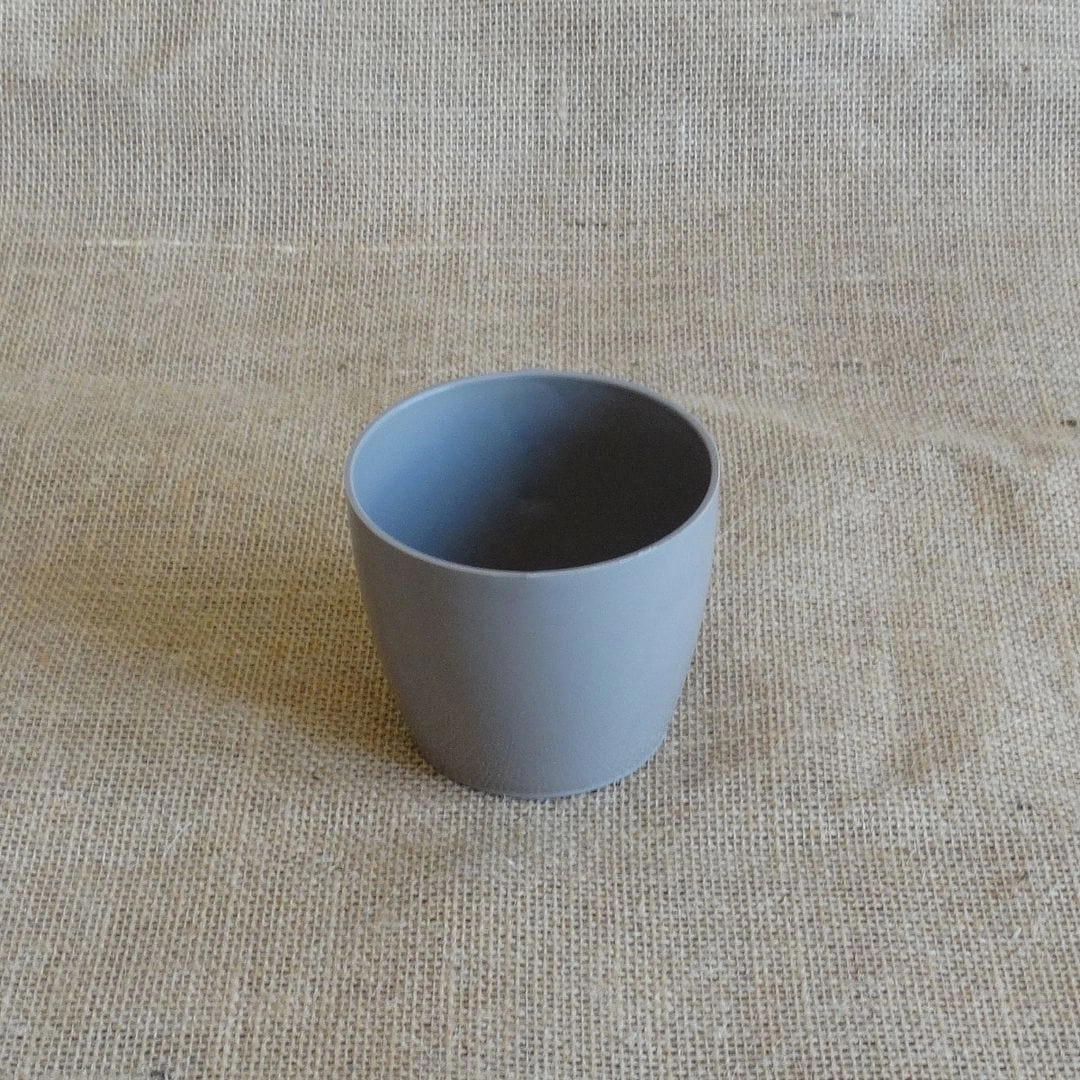 Plastic Magnetic Pot (Diameter 9 cm)