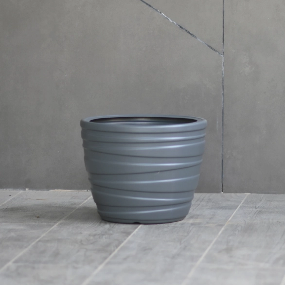 Plastic Phoenix Round Shape 8" Pot/Planter
