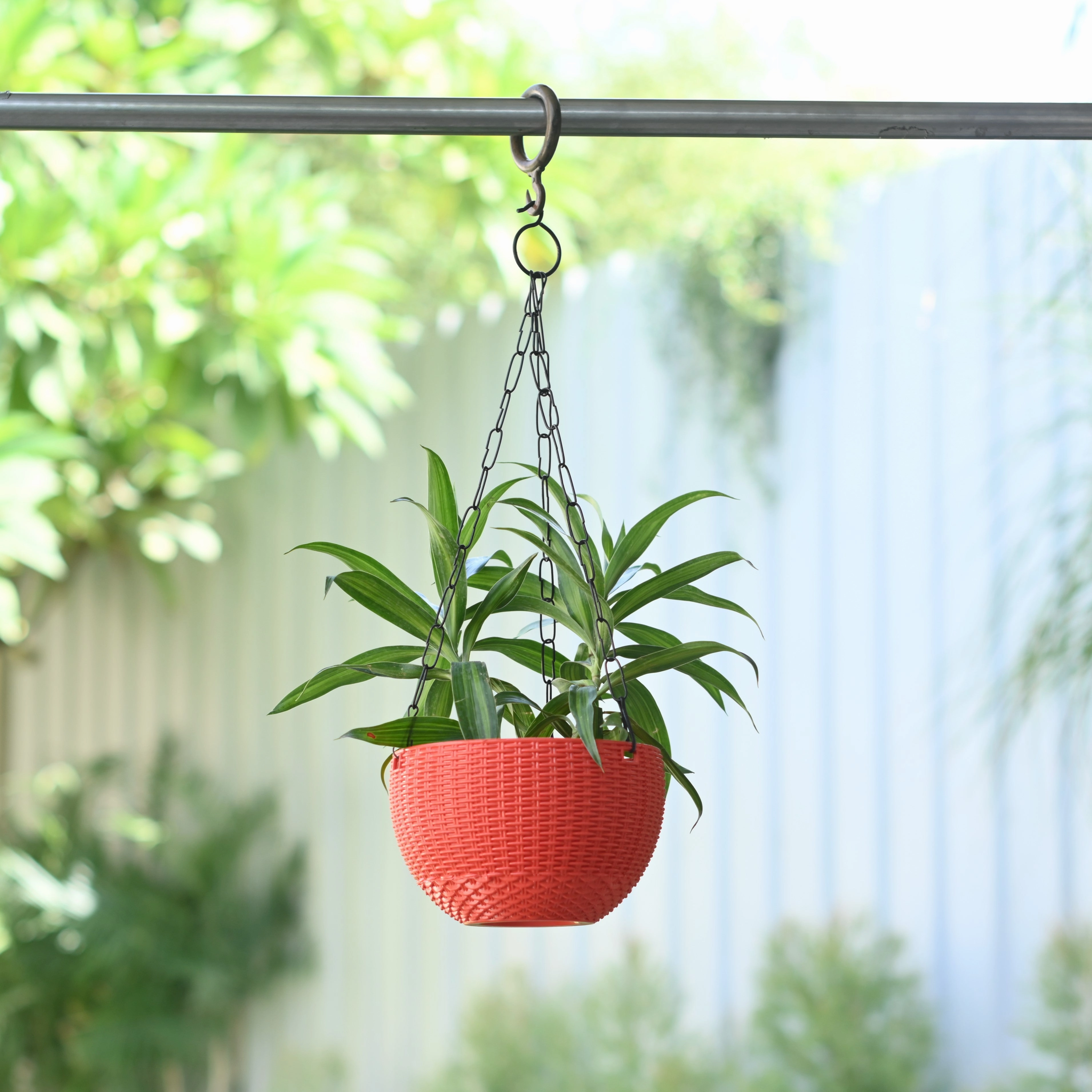 Plastic Rattan Hanging 7.6" Pot With Chain- Set of 4