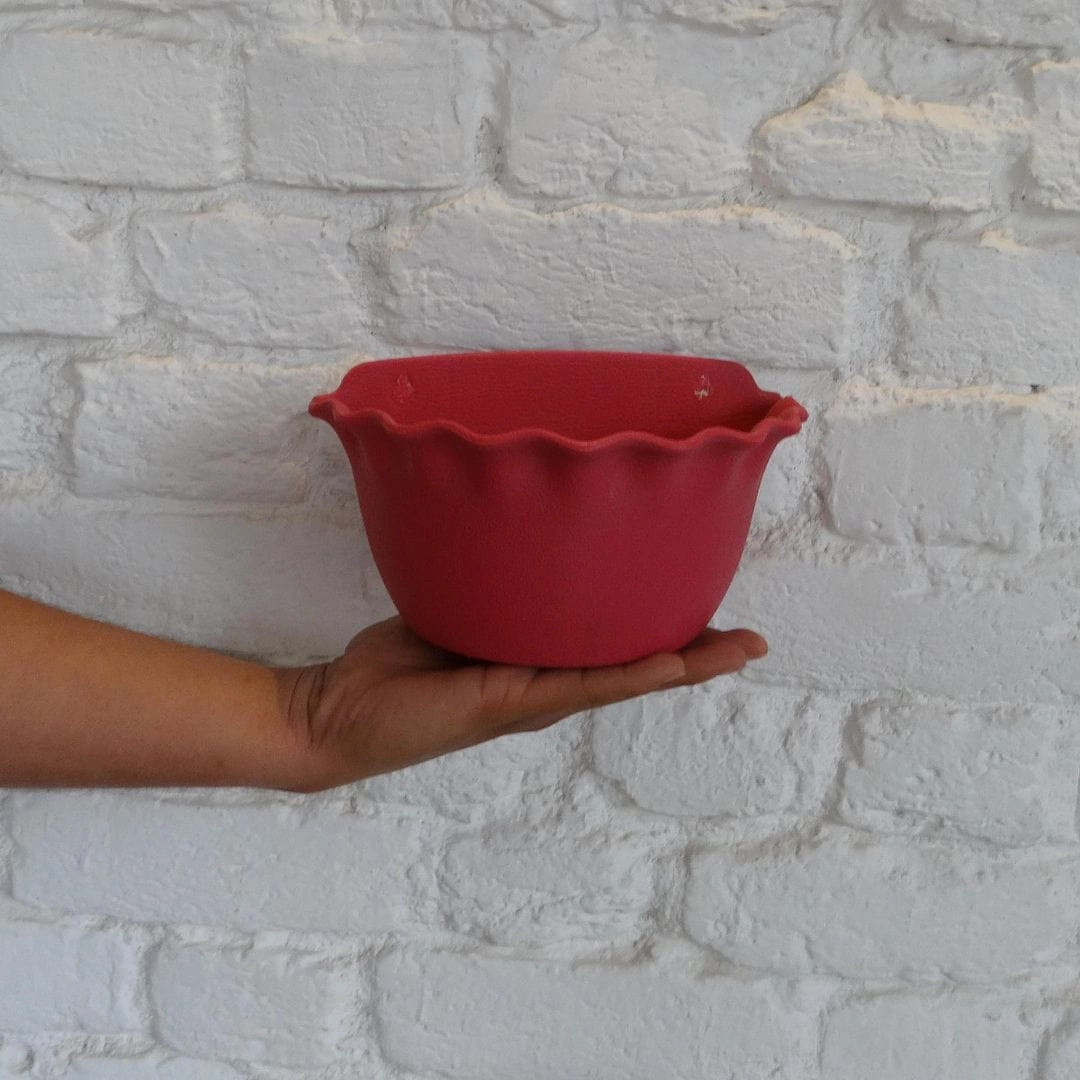 Plastic Sapphire Wall Pot,Dia-9 Inch