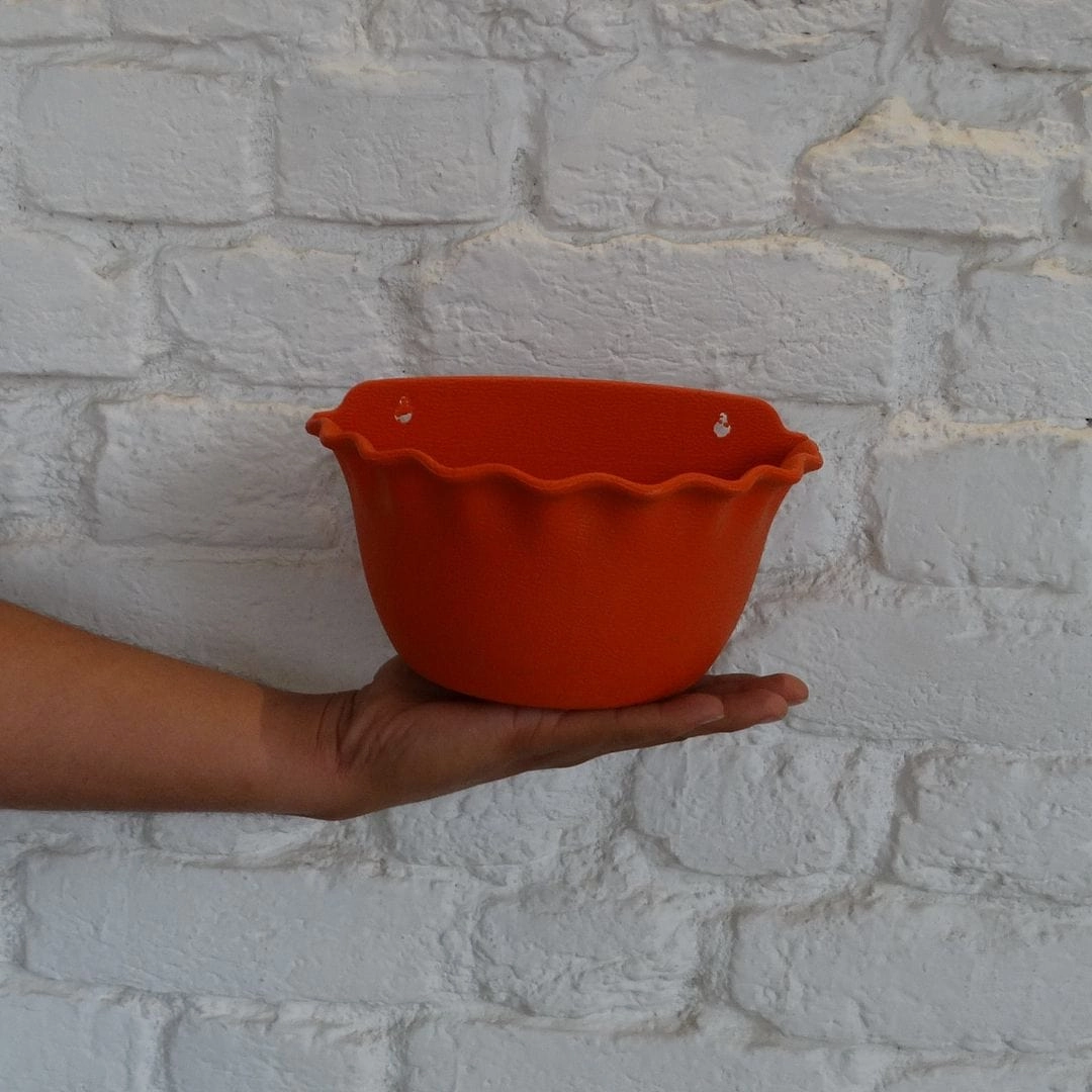 Plastic Sapphire Wall Pot,Dia-9 Inch