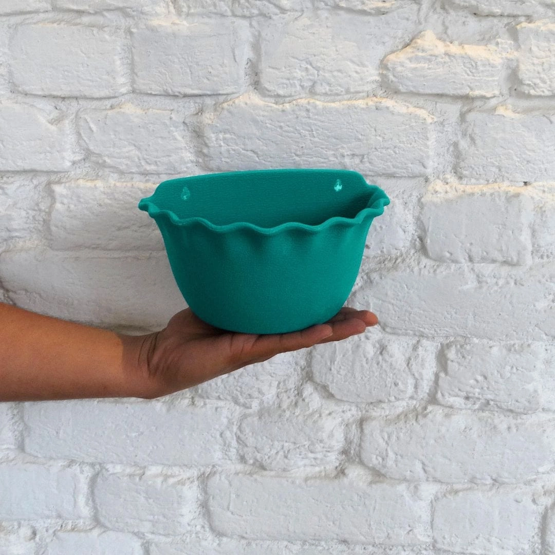 Plastic Sapphire Wall Pot,Dia-9 Inch
