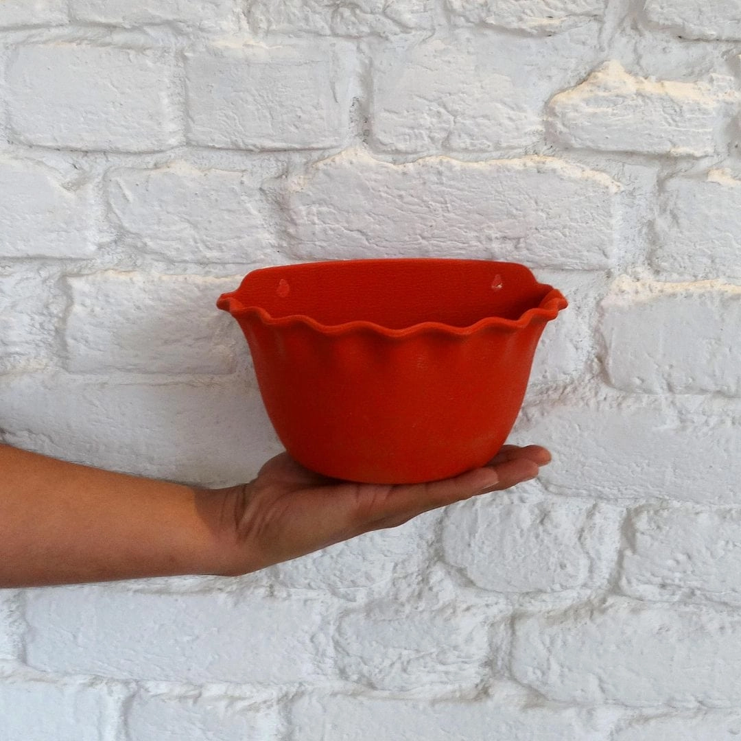 Plastic Sapphire Wall Pot,Dia-9 Inch