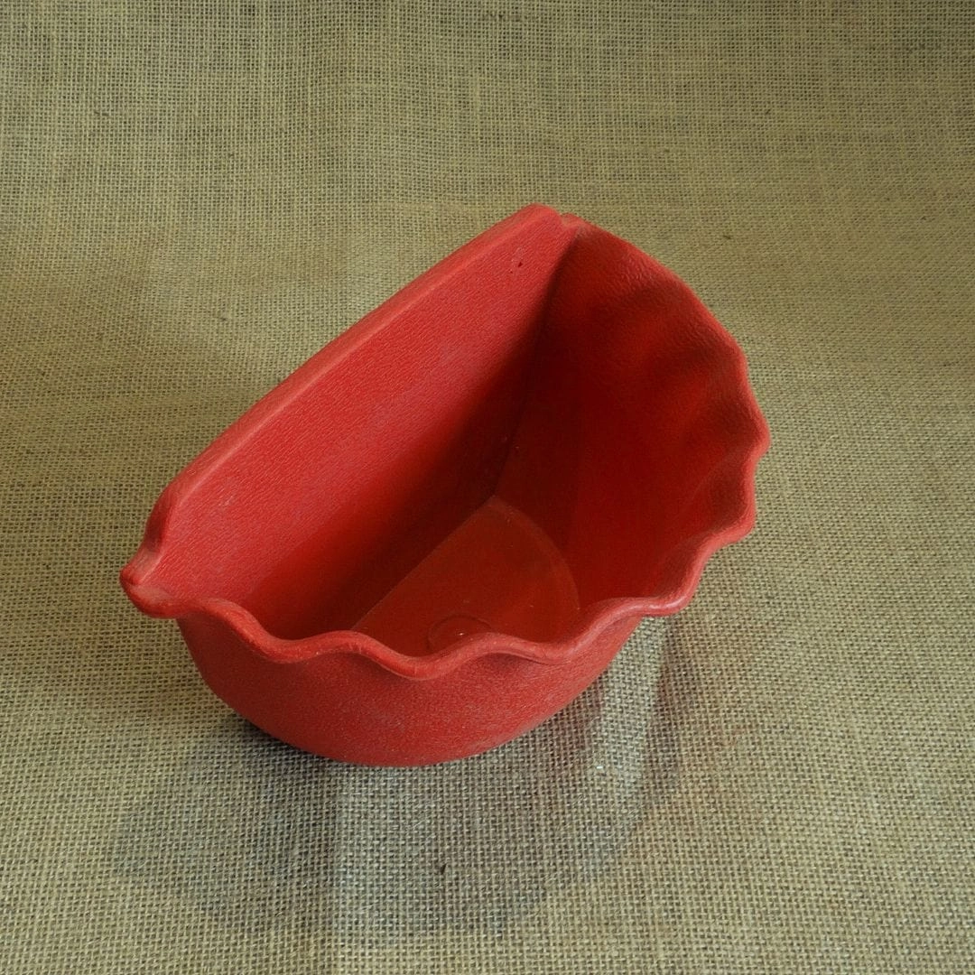 Plastic Sapphire Wall Pot,Dia-9 Inch