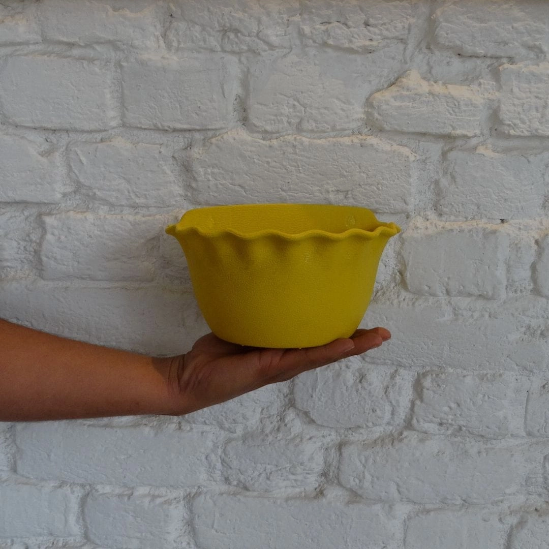 Plastic Sapphire Wall Pot,Dia-9 Inch