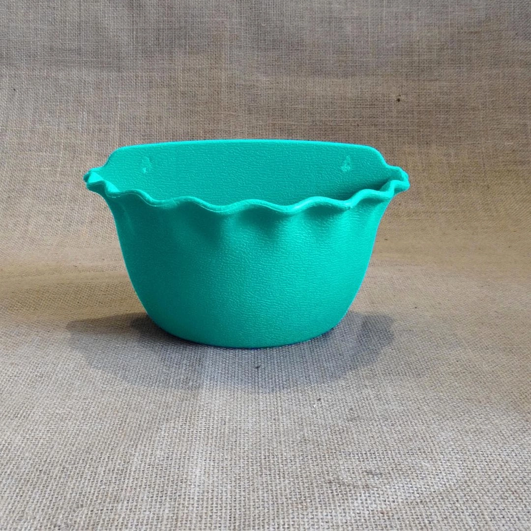 Plastic Sapphire Wall Pot,Dia-9 Inch