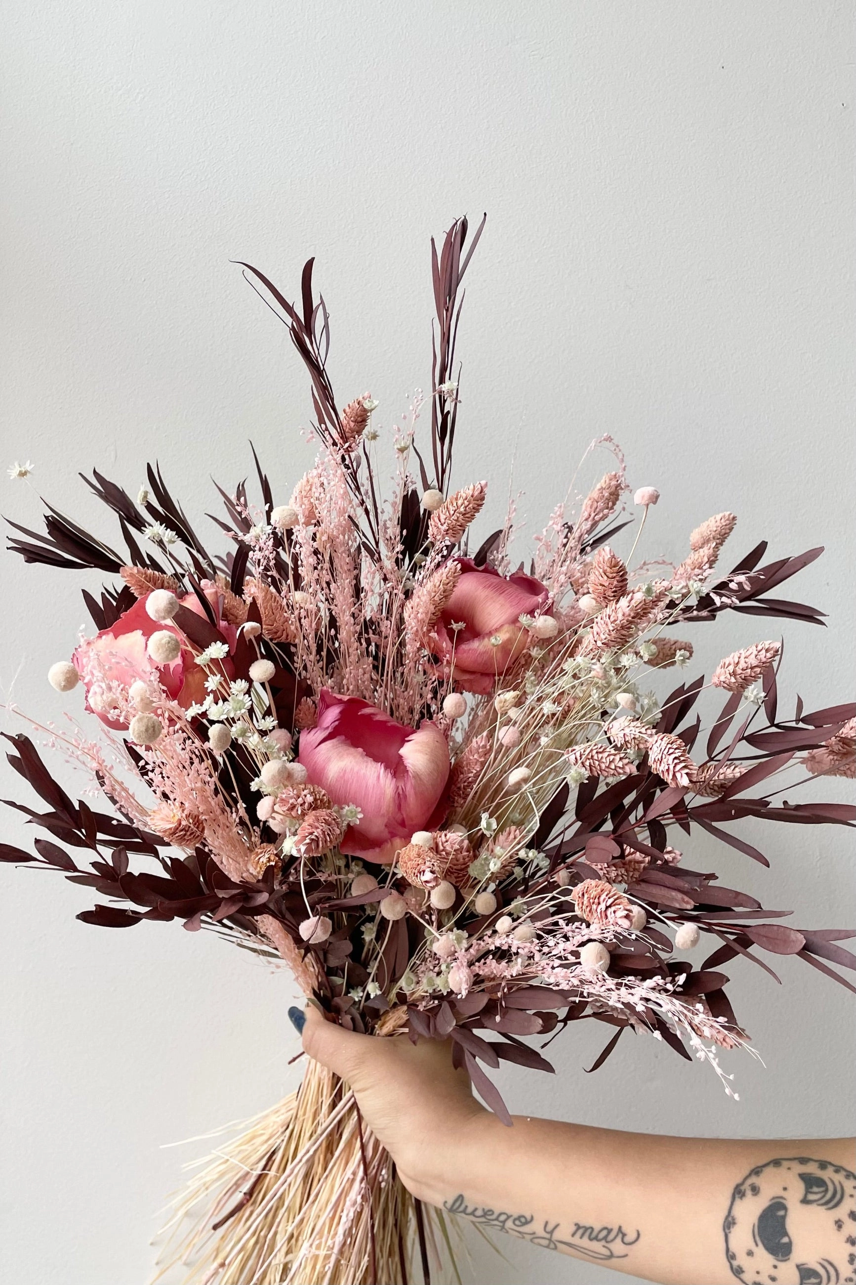 Preserved Arrangement Chocoberry Milkshake