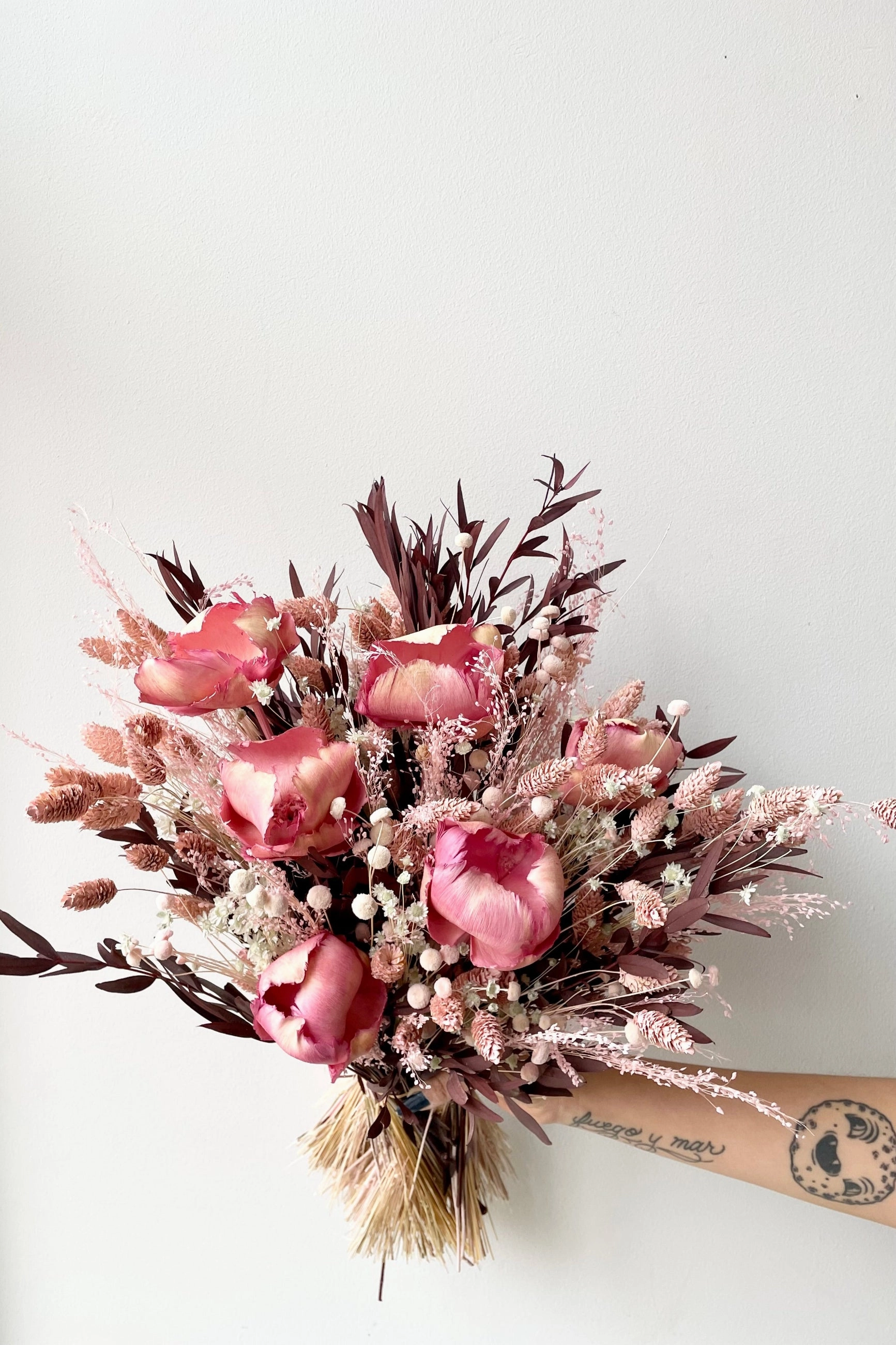 Preserved Arrangement Chocoberry Milkshake