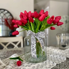 Red Real Touch Tulip Bundle xl flower pot  