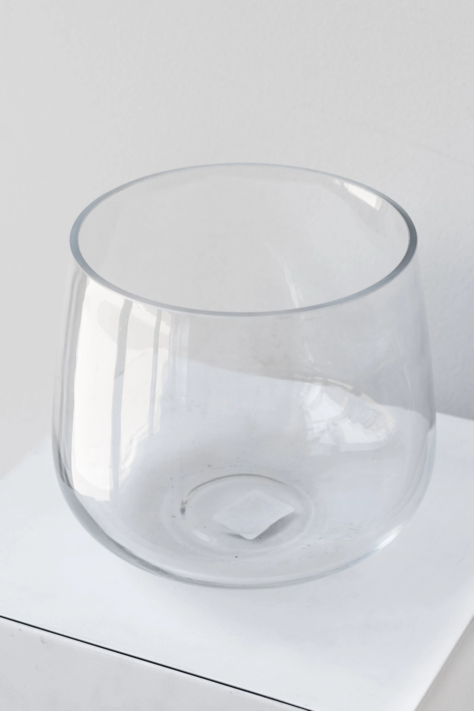 Reverse Taper Round Bottom Vase clear glass 6h x7w