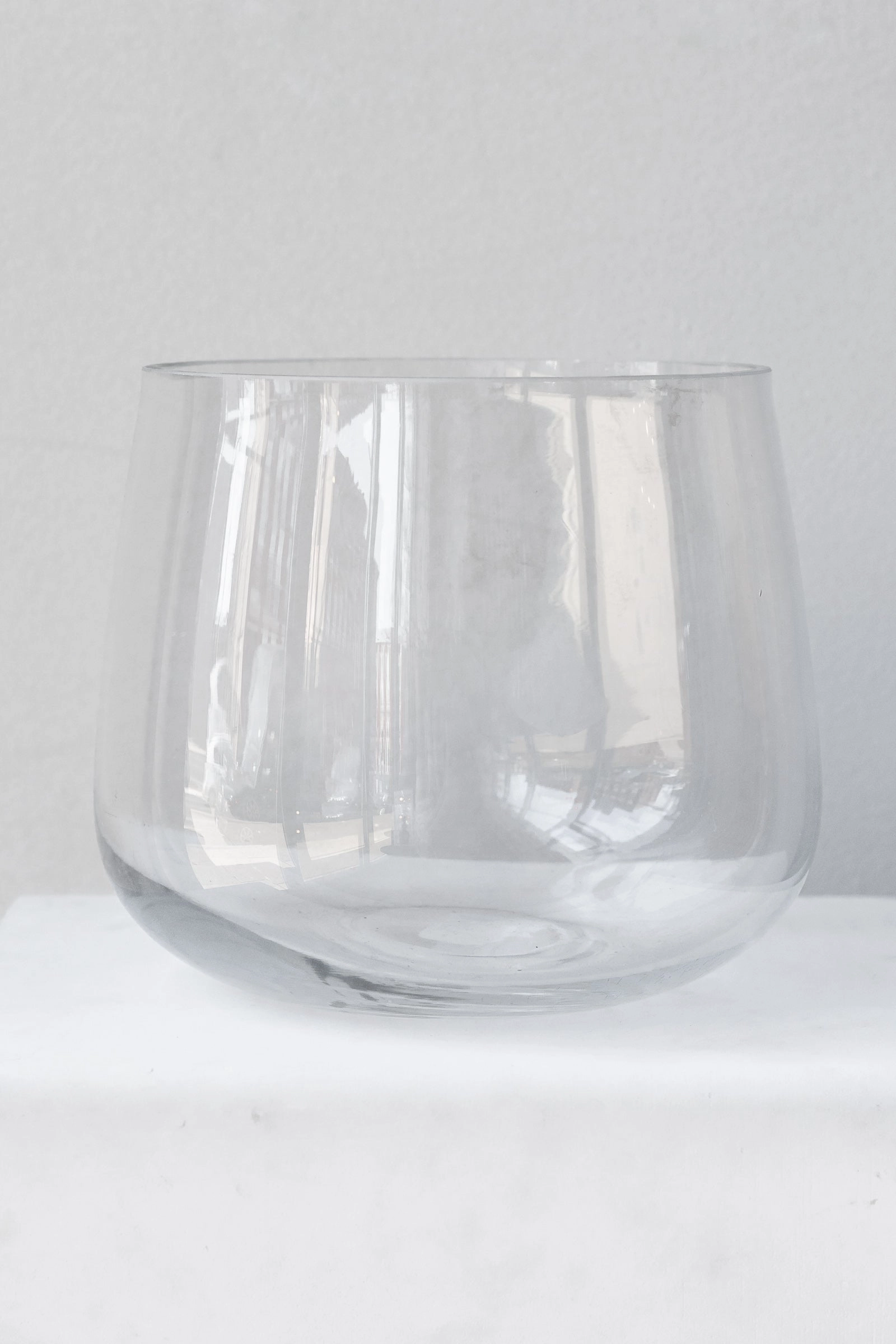 Reverse Taper Round Bottom Vase clear glass 6h x7w dried green plant  