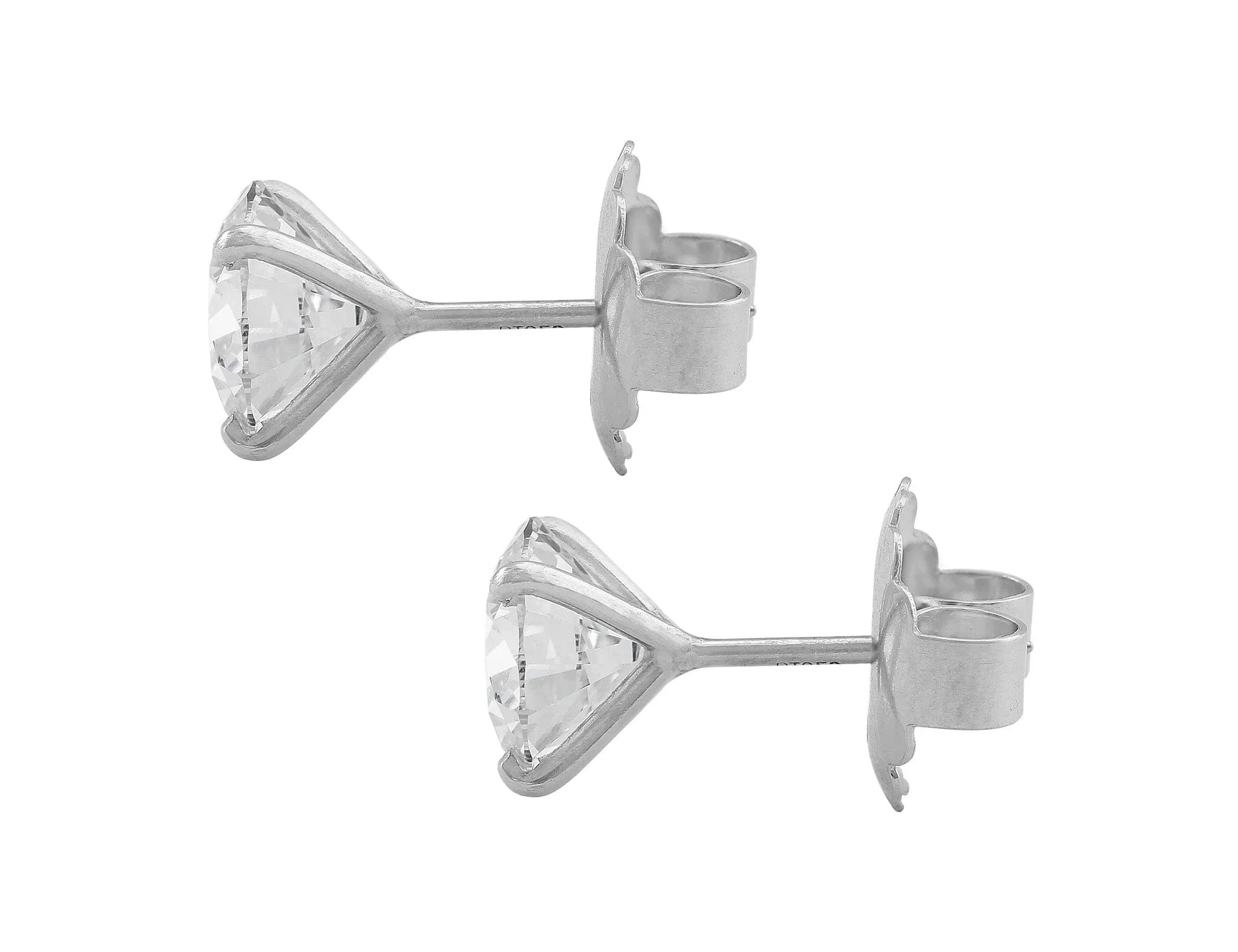 Rivire Platinum 4.15ctw Round Brilliant Diamonds Studs