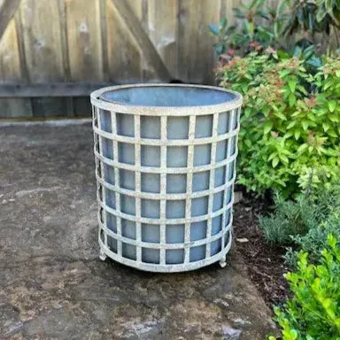 Round Aged Metal Lattice Planter