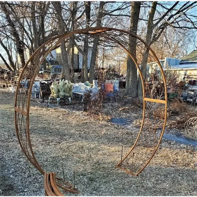 Round Like Metal Circle Arbor Iron Comes Apart No Bolts