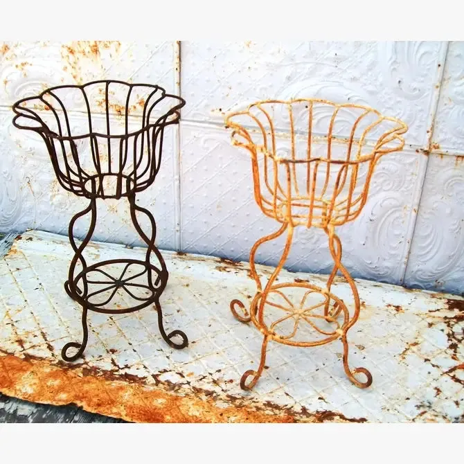Sally Daisy Wrought Iron Graduated Sizes Planters Set of 3