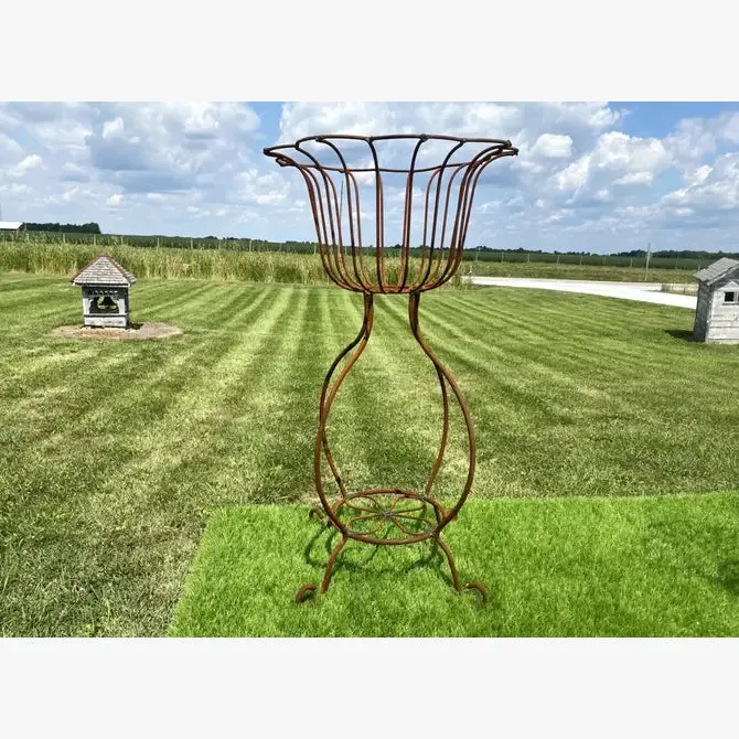 Sally Daisy Wrought Iron Graduated Sizes Planters Set of 3