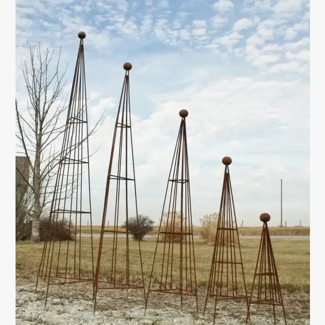 Set of 3 Triangle Ball Tops