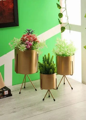 Set of 3 Votive Shape Planters classic flowerpot  