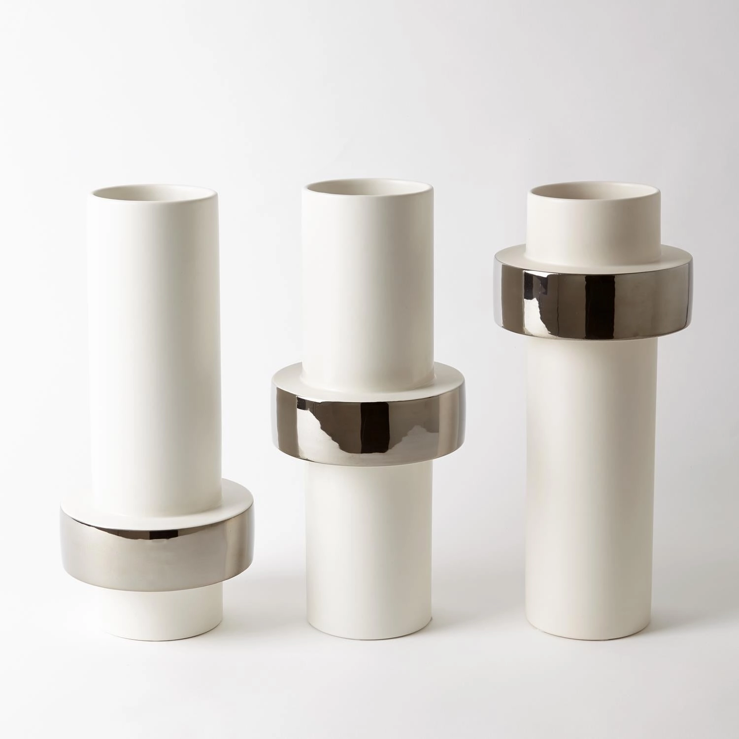 Silver Ring - Vase Mid