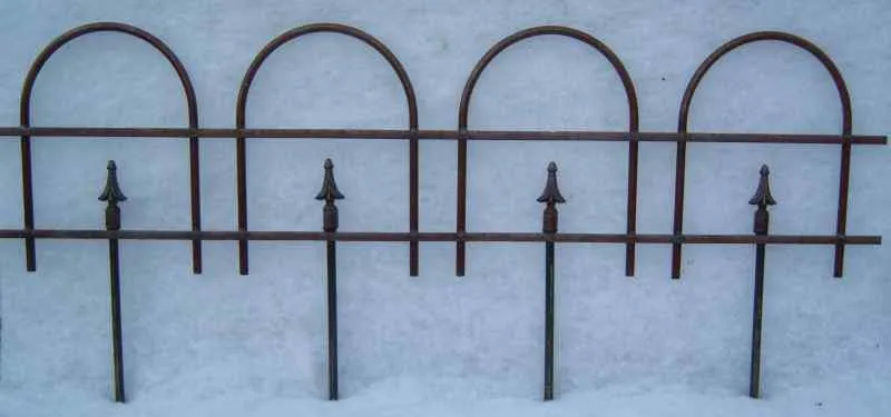 SM. 4 HOOP FENCE dried flower branch  