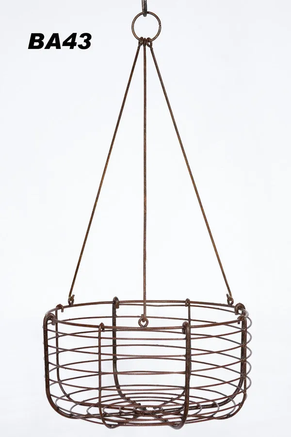 Sm. Victorian Basket dried flower branch  