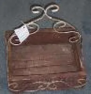 Sm. Wooden Box dried flower branch  