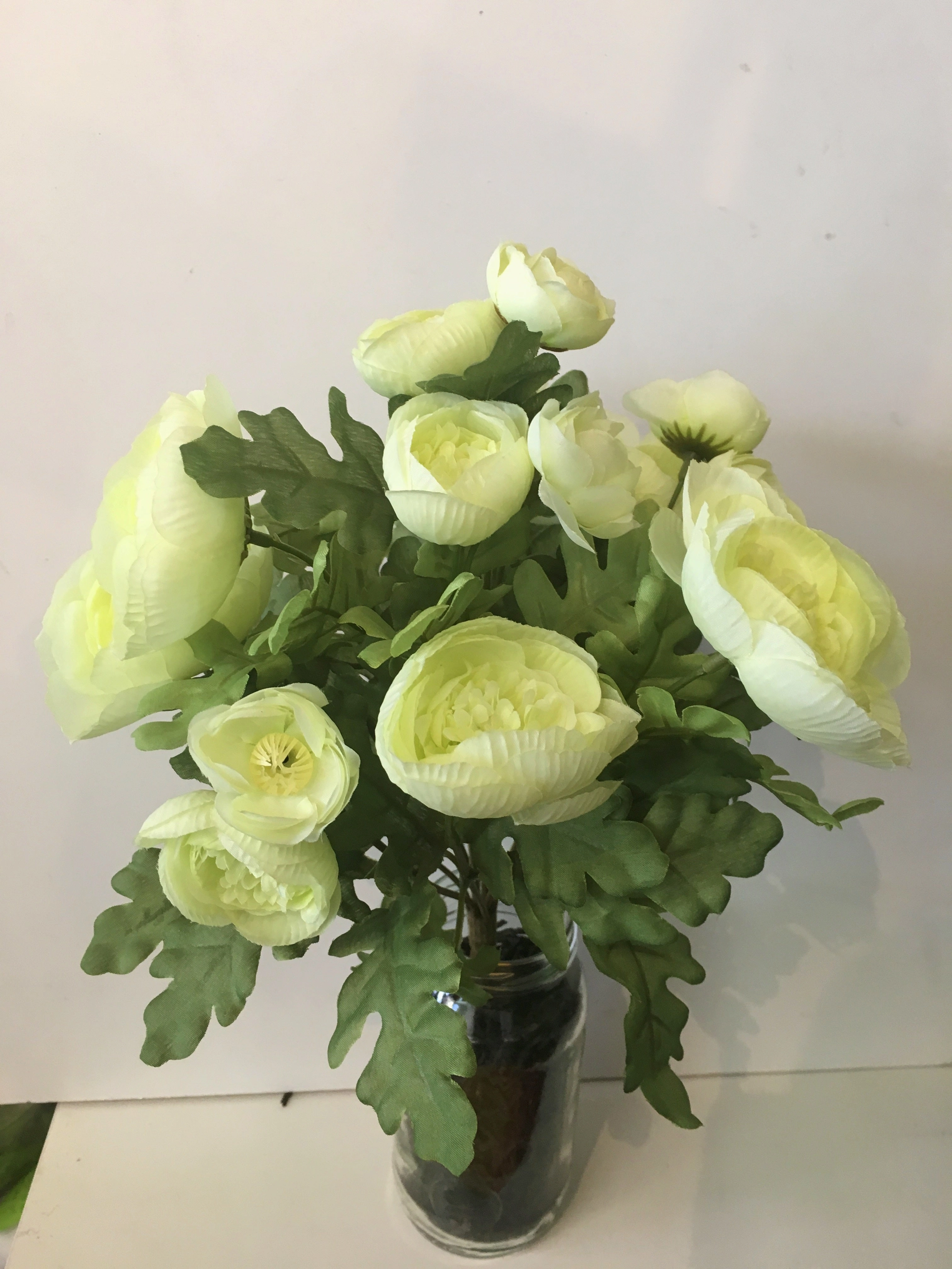 SP0128 Ranunculus Bunch 33cm 5 Colours