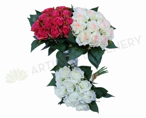 SP0143 Ready-To-Go Rose Bouquet 25cm 3 Colours outdoor greenery  