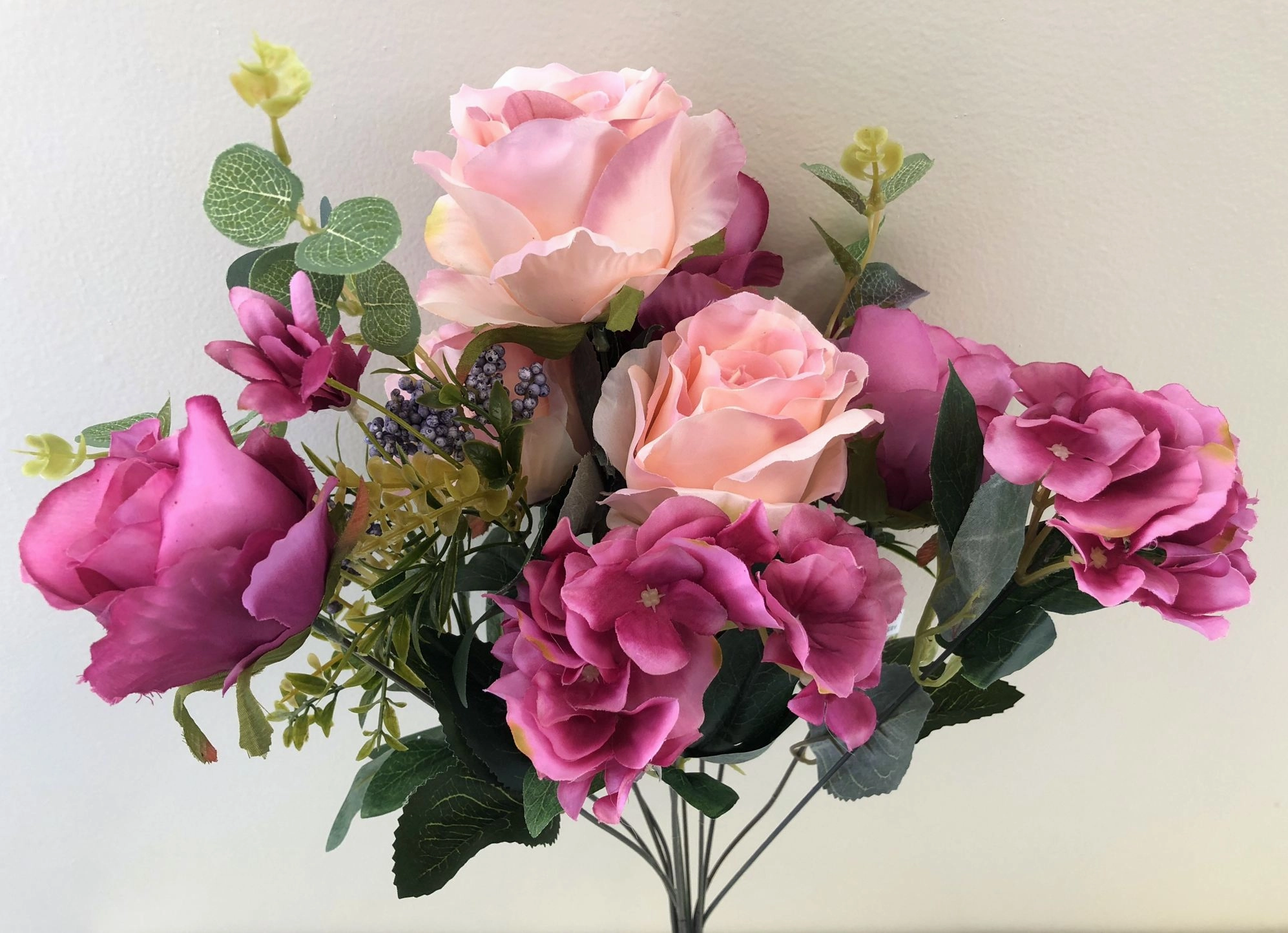 SP0242 Rose & Hydrangea Bouquet with Greenery 52cm Pink / White