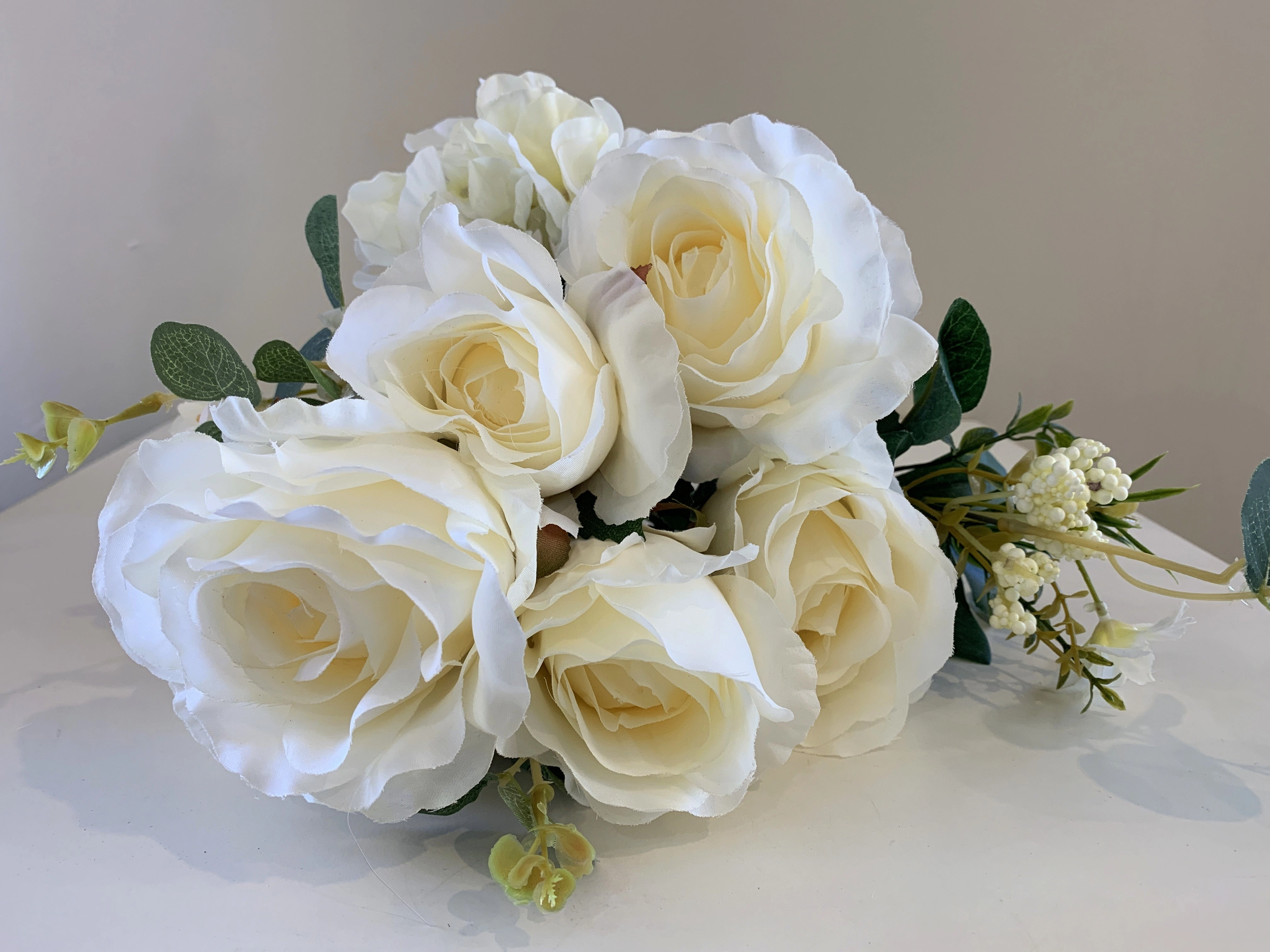 SP0242 Rose & Hydrangea Bouquet with Greenery 52cm Pink / White