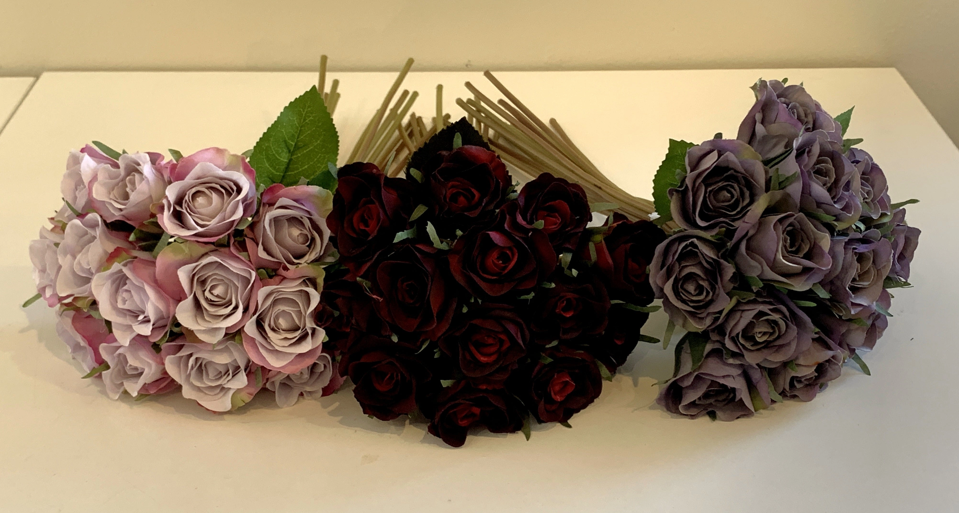 SP0319 Deluxe Rose Bunch 28cm 3 Colours