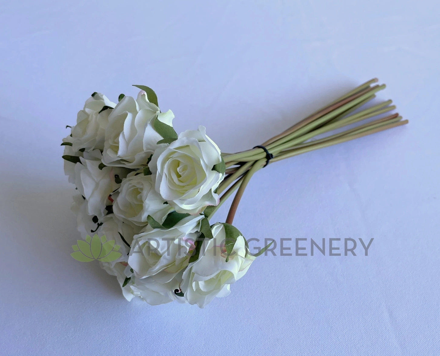 SP0319WHI Deluxe Rose Bunch 28cm White