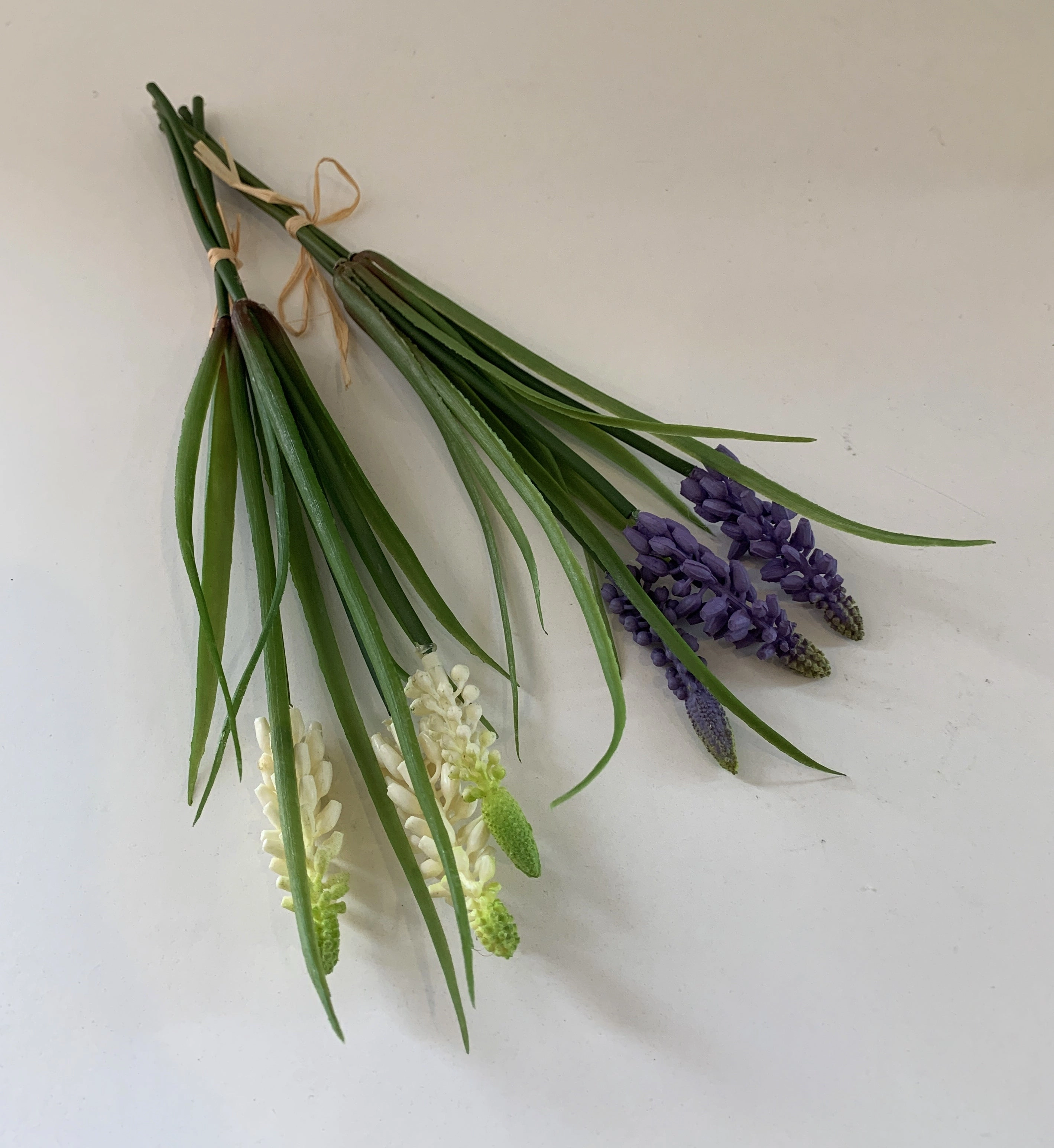 SP0320 Muscari 29cm Purple & White